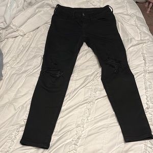 american eagle ripped jeans